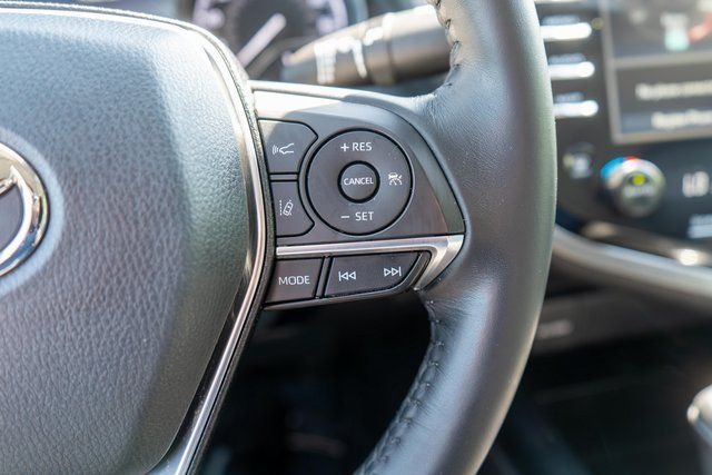 Used 2020 Gray Toyota XLE image 27