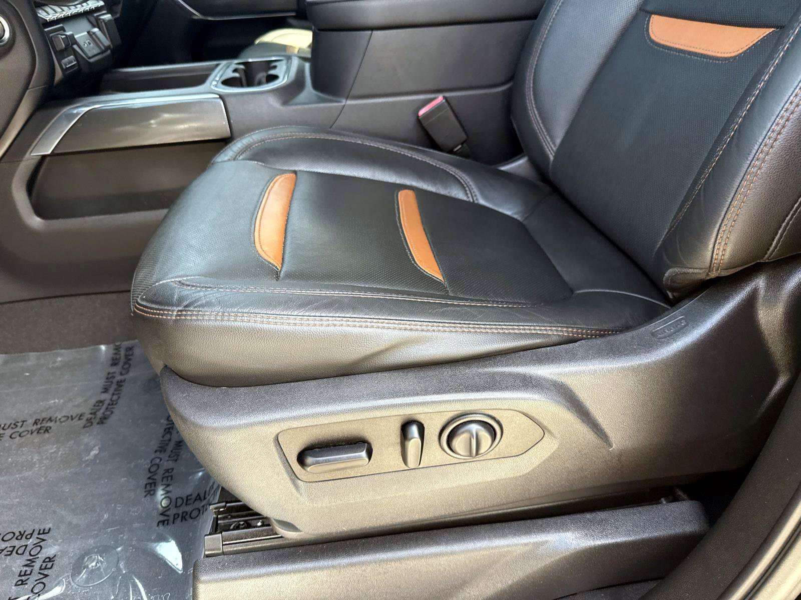Used 2019 Onyx Black GMC AT4 image 23