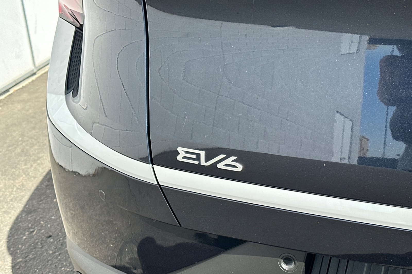 Used 2024 Blue Kia Light image 33