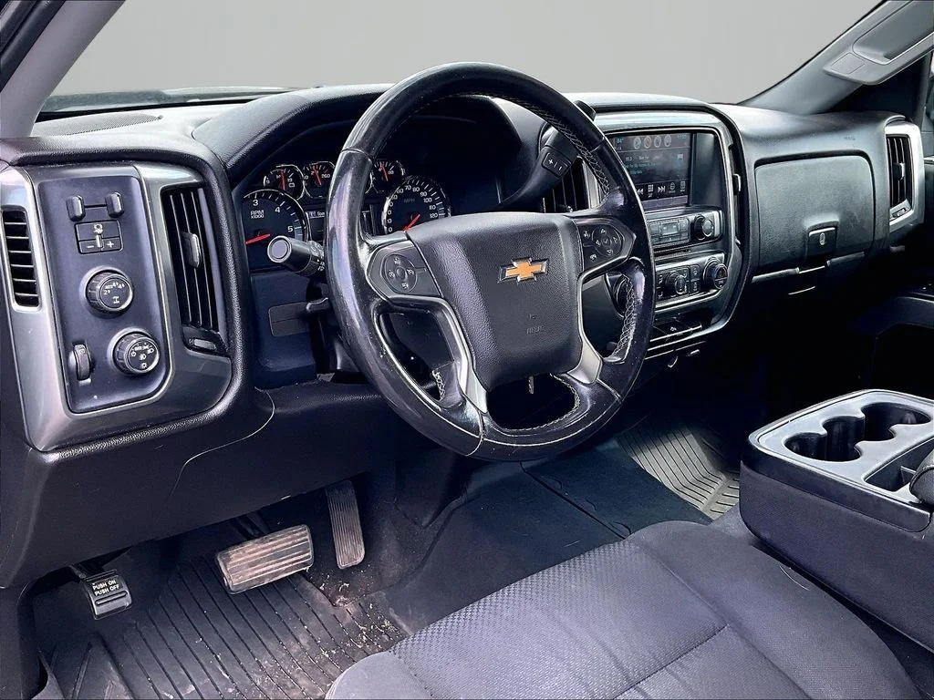 Used 2019 Black Chevrolet LT image 13