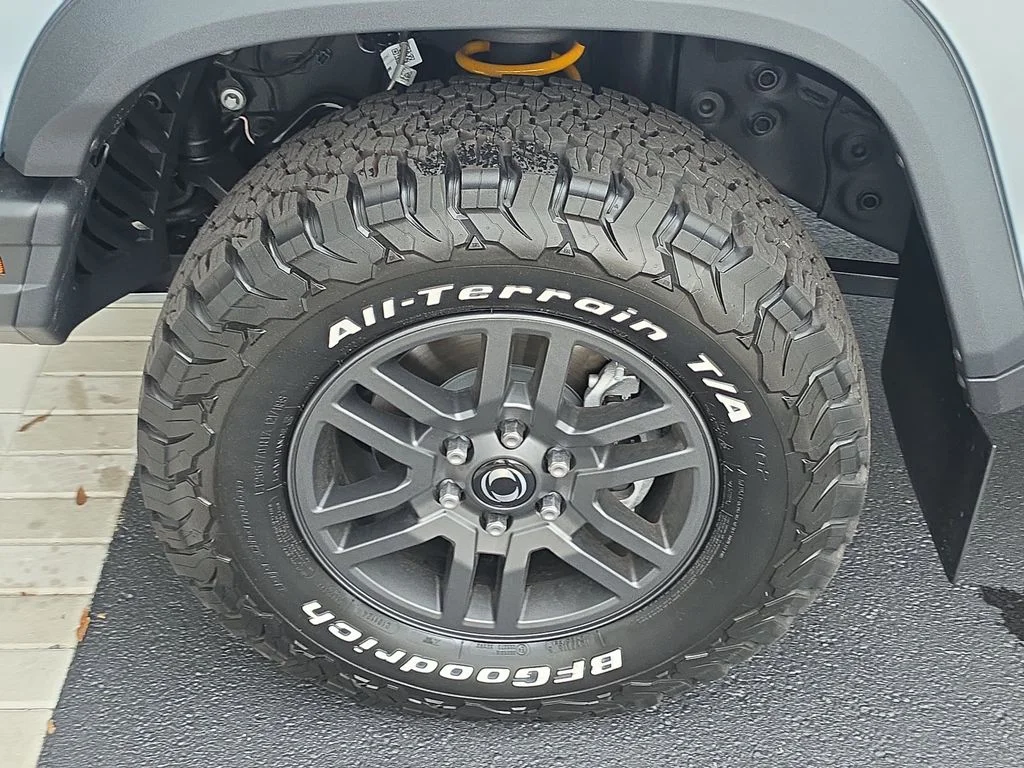 New 2026 Silver INEOS Fieldmaster Edition image 9