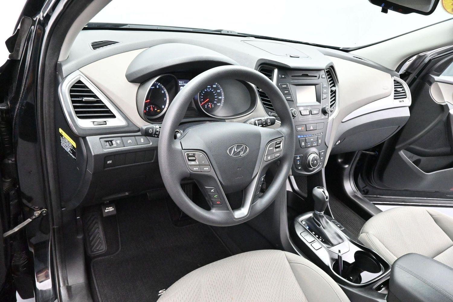 Used 2016 Twilight Black Hyundai FWD 4dr 2.4 image 15