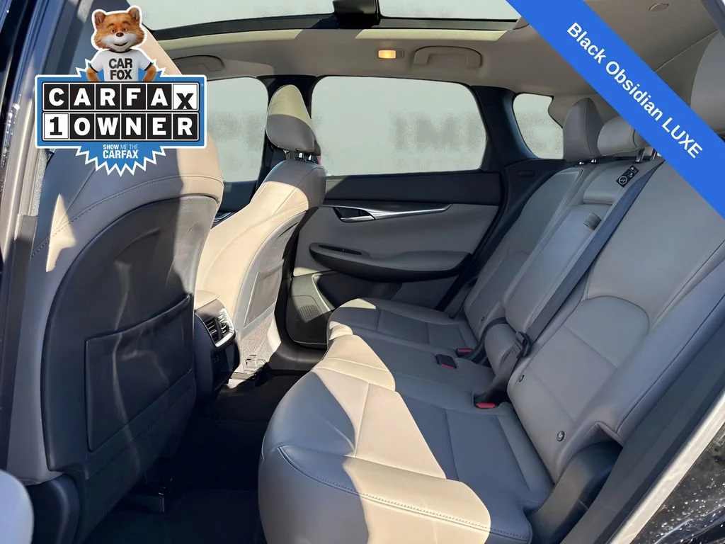 Used 2024 Black INFINITI LUXE image 21