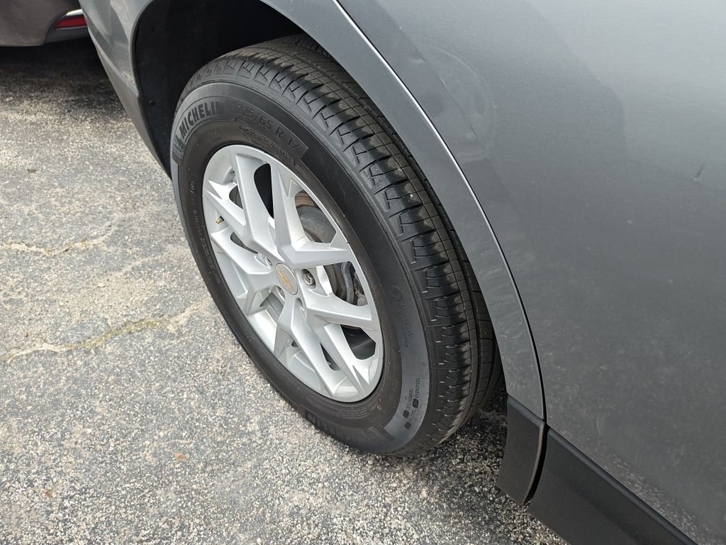 Used 2023 Gray Chevrolet LS image 9