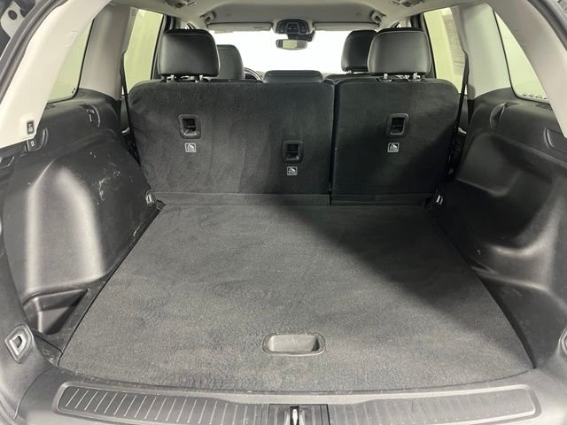 Used 2022 White Jeep Limited image 41