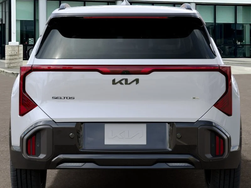 New 2027 Snow White Pearl Kia X-Line SX image 13