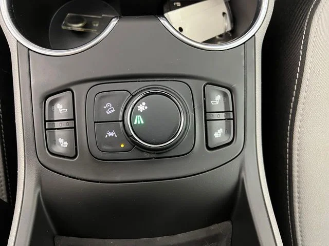 2022 GMC Terrain SLE - Photo 27