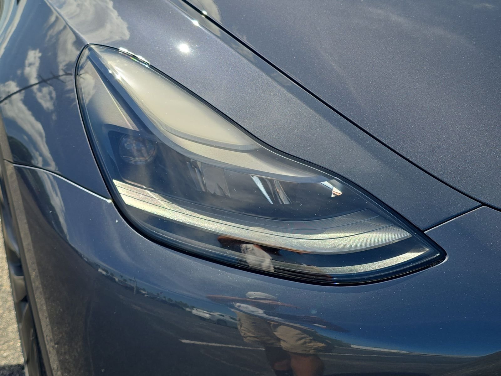 Used 2022  Tesla Performance image 7