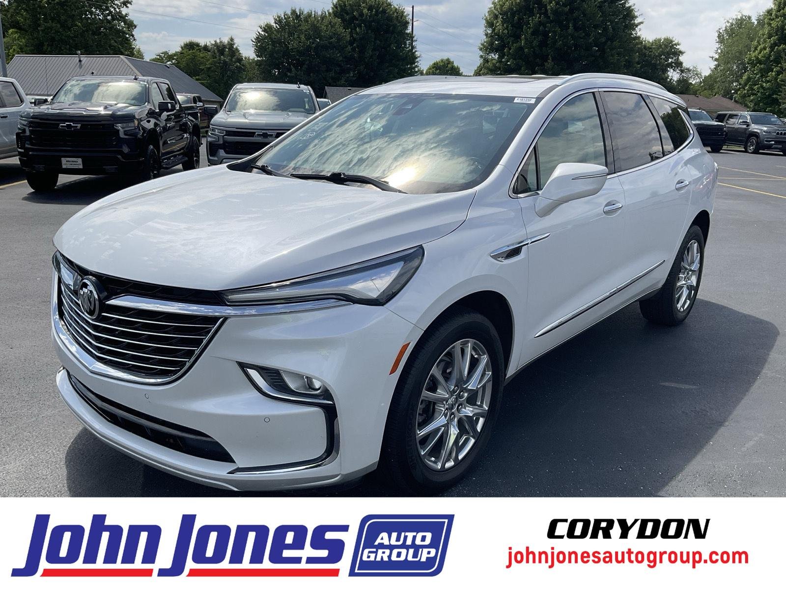 2023 Buick Enclave Essence AWD's photo