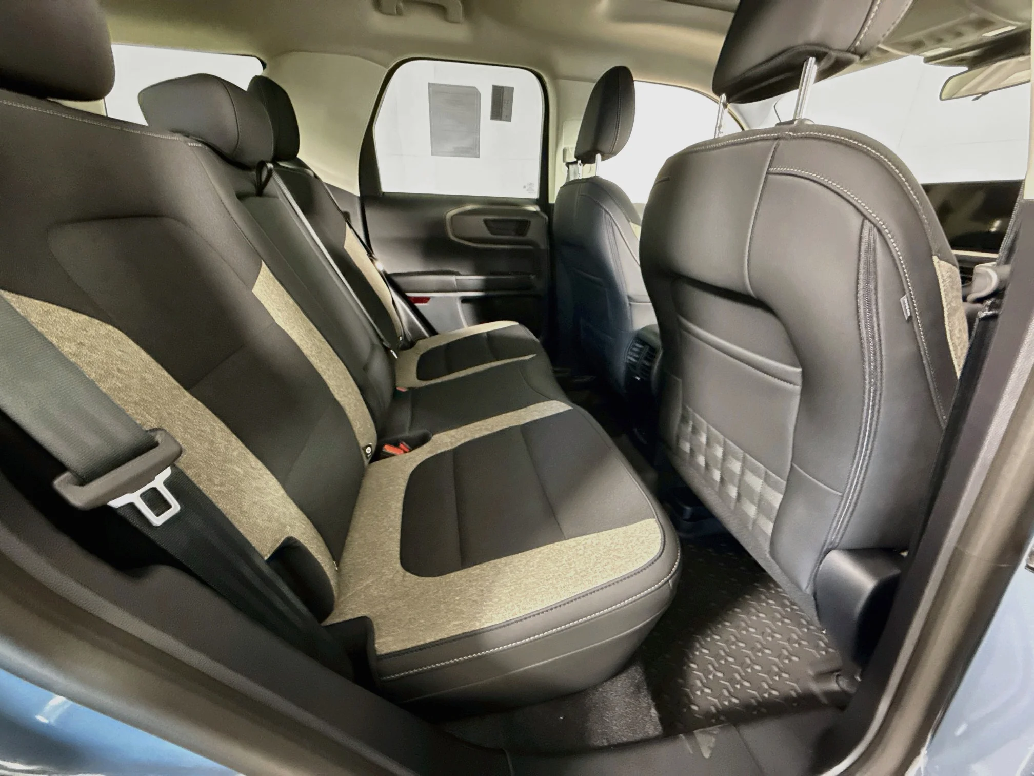 New 2026 Azure Gray Metallic Tri-Coat Ford Big Bend® image 27