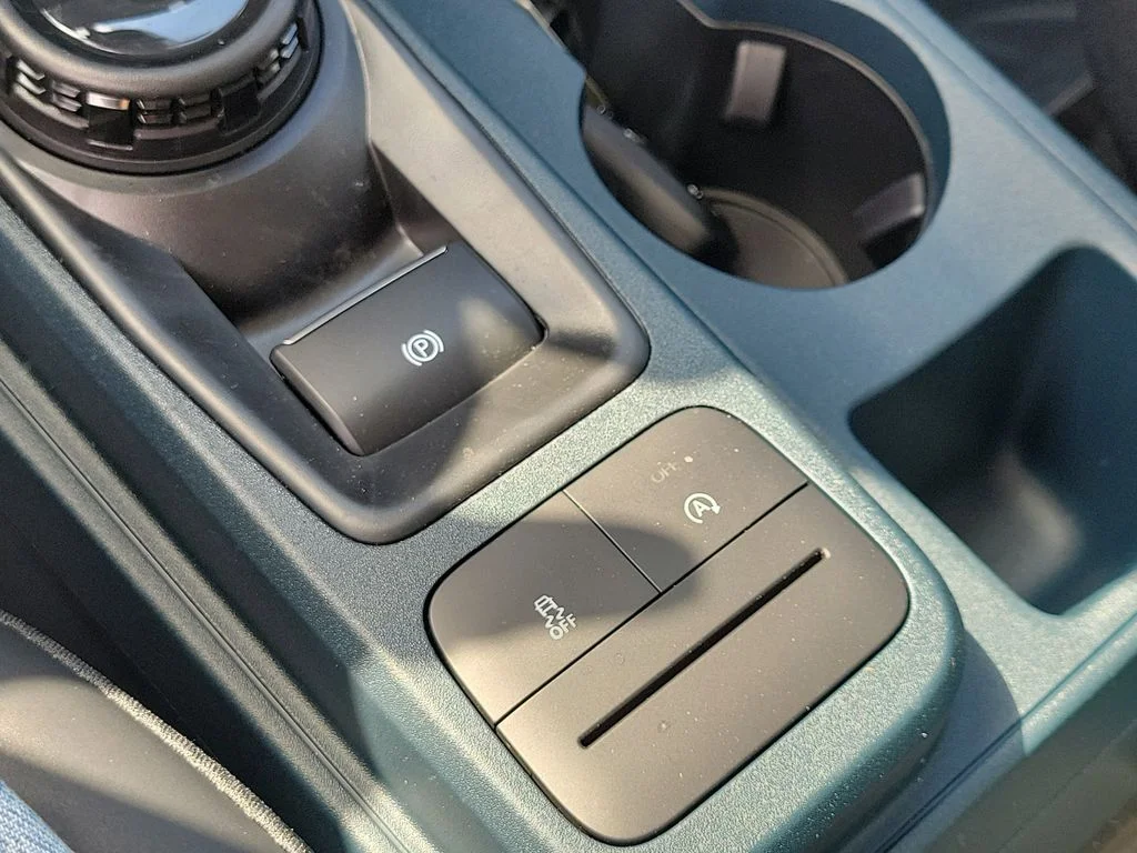 New 2026 Oxford White Ford Lariat® image 30