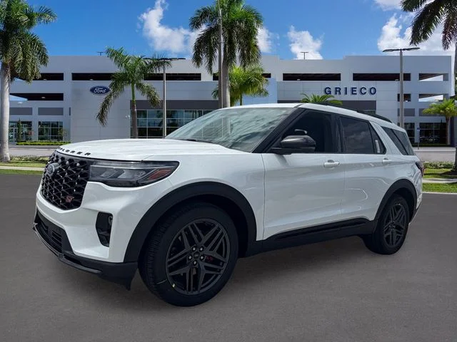 New 2026 Star White Metallic Tri-Coat Ford ST image 3