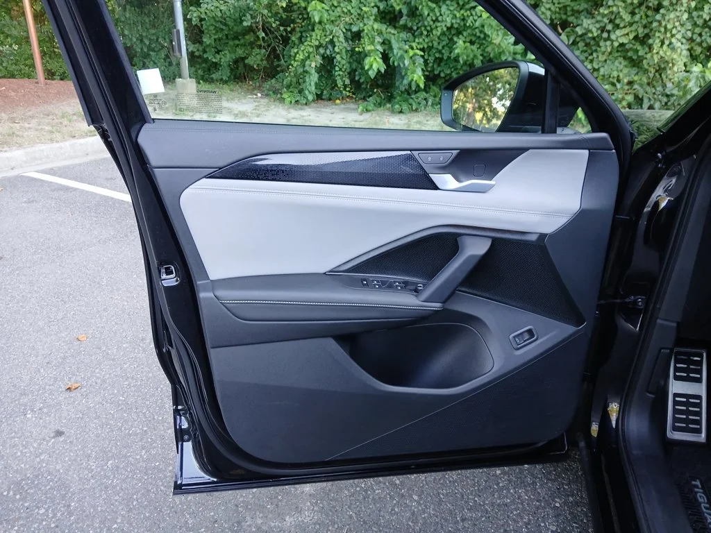 Used 2026 Black Volkswagen SE R-Line Black image 12