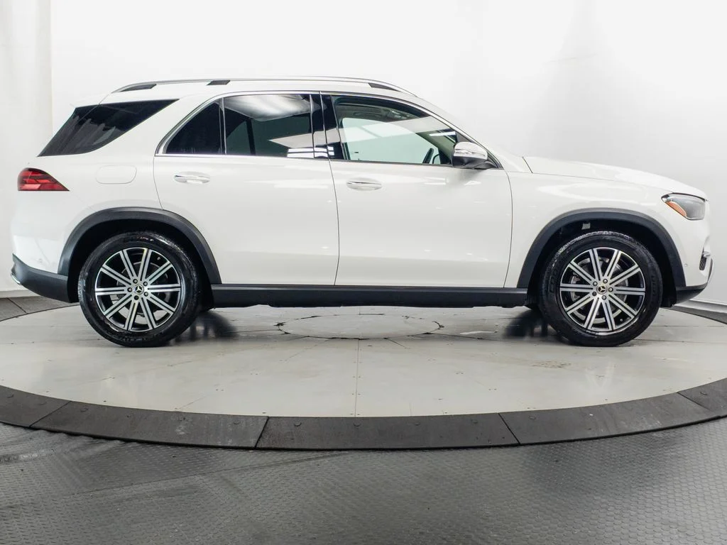 Certified Used 2026 Polar White Mercedes-Benz GLE 350 image 35
