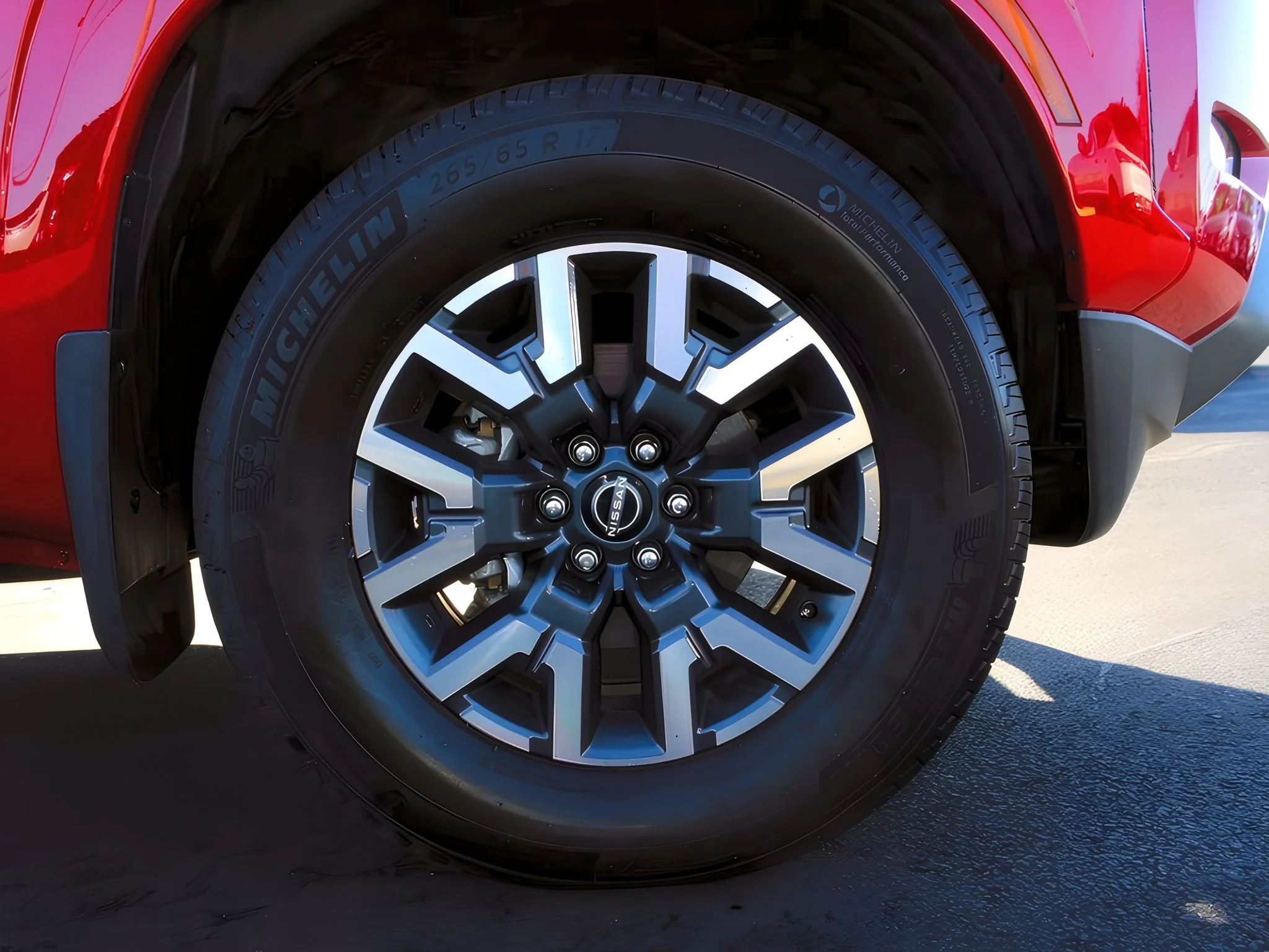 2024 Nissan Frontier SL - Photo 29