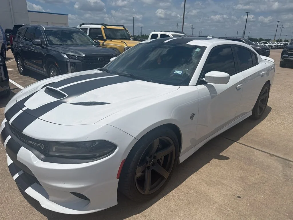 2018 Dodge Charger SRT Hellcat's photo
