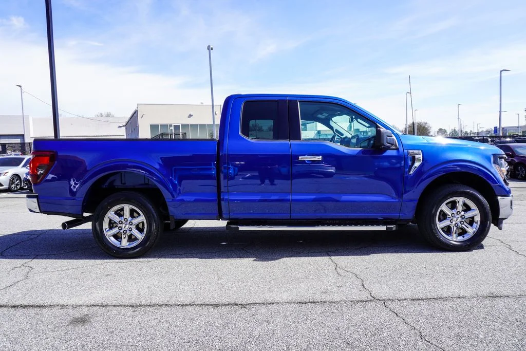 Used 2024 Blue Ford XLT image 29