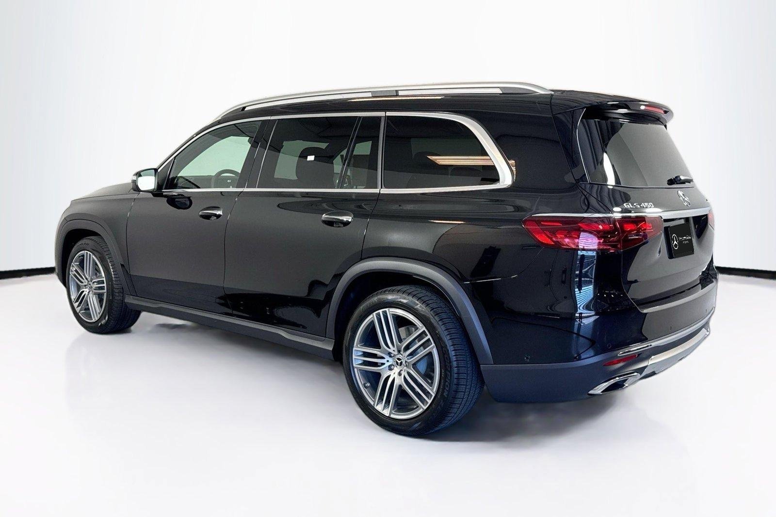 New 2026 Obsidian Black Metallic Mercedes-Benz GLS 450 image 7