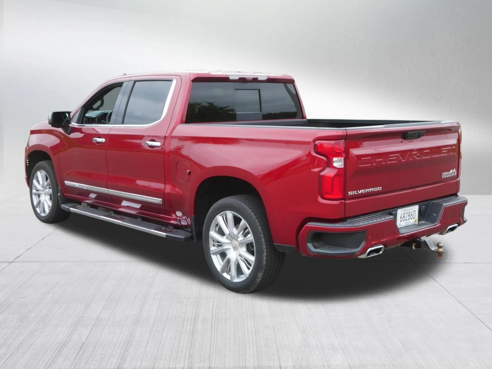 Used 2024 Red Chevrolet High Country image 5