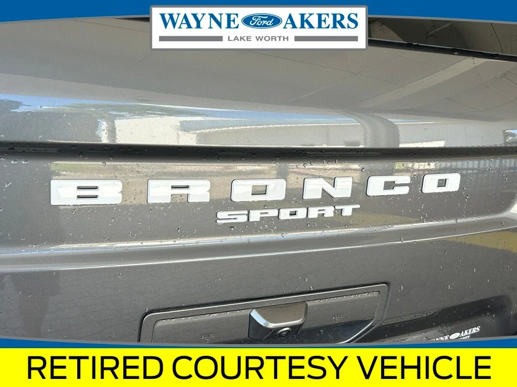 New 2025 Carbonized Gray Metallic Ford Badlands image 20