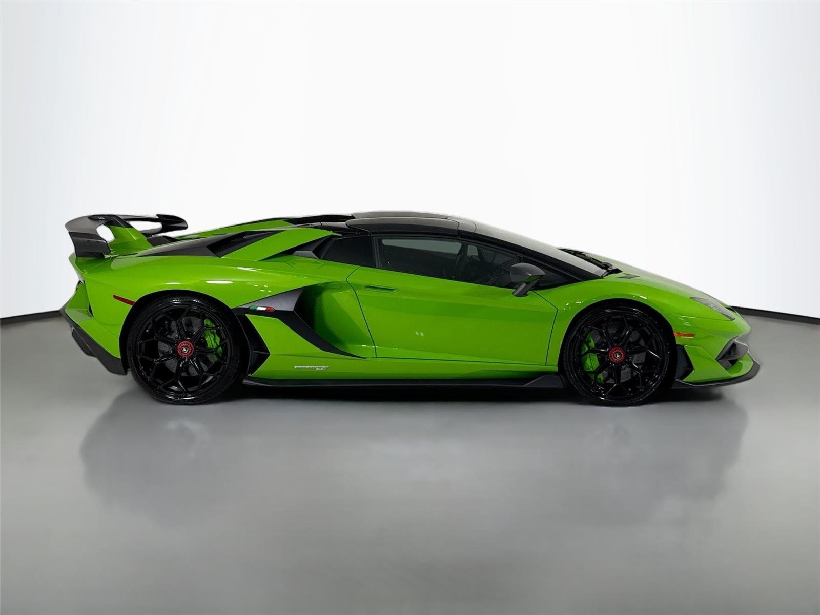 2021 Lamborghini Aventador - Photo 55