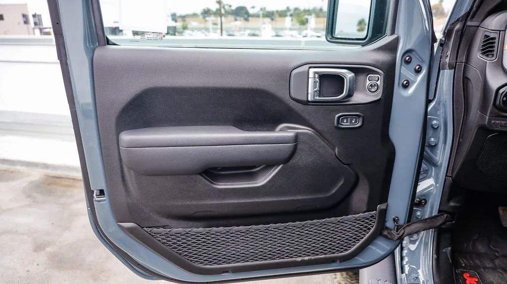 2025 Jeep Wrangler 4-Door Sport S - Photo 22
