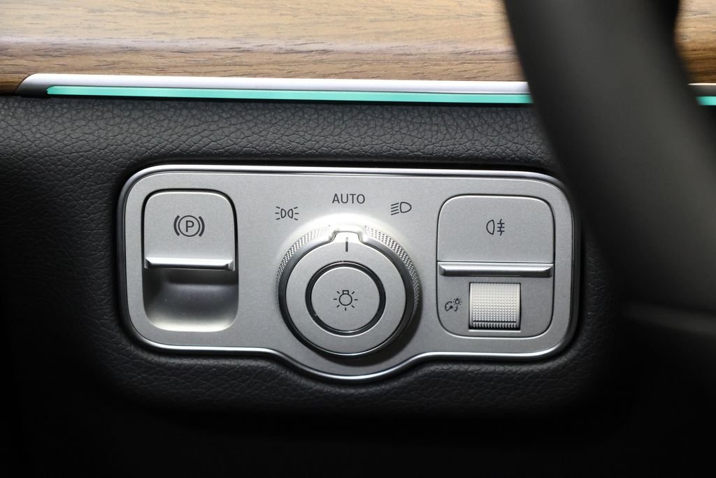 New 2026 Polar White Mercedes-Benz GLS 450 image 19