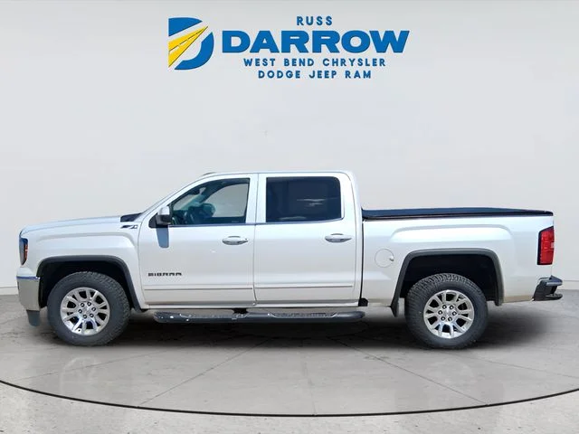 Used 2017 White GMC SLE image 2