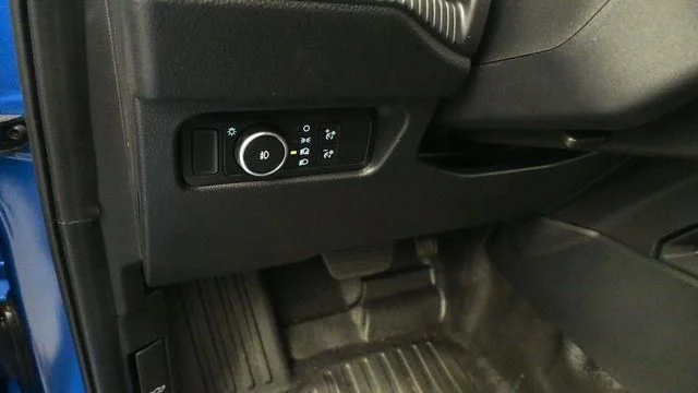New 2026 Velocity Blue Metallic Ford XL image 15