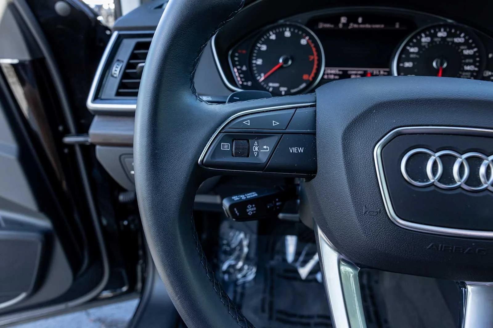 Used 2024 Brilliant Black Audi Premium image 16
