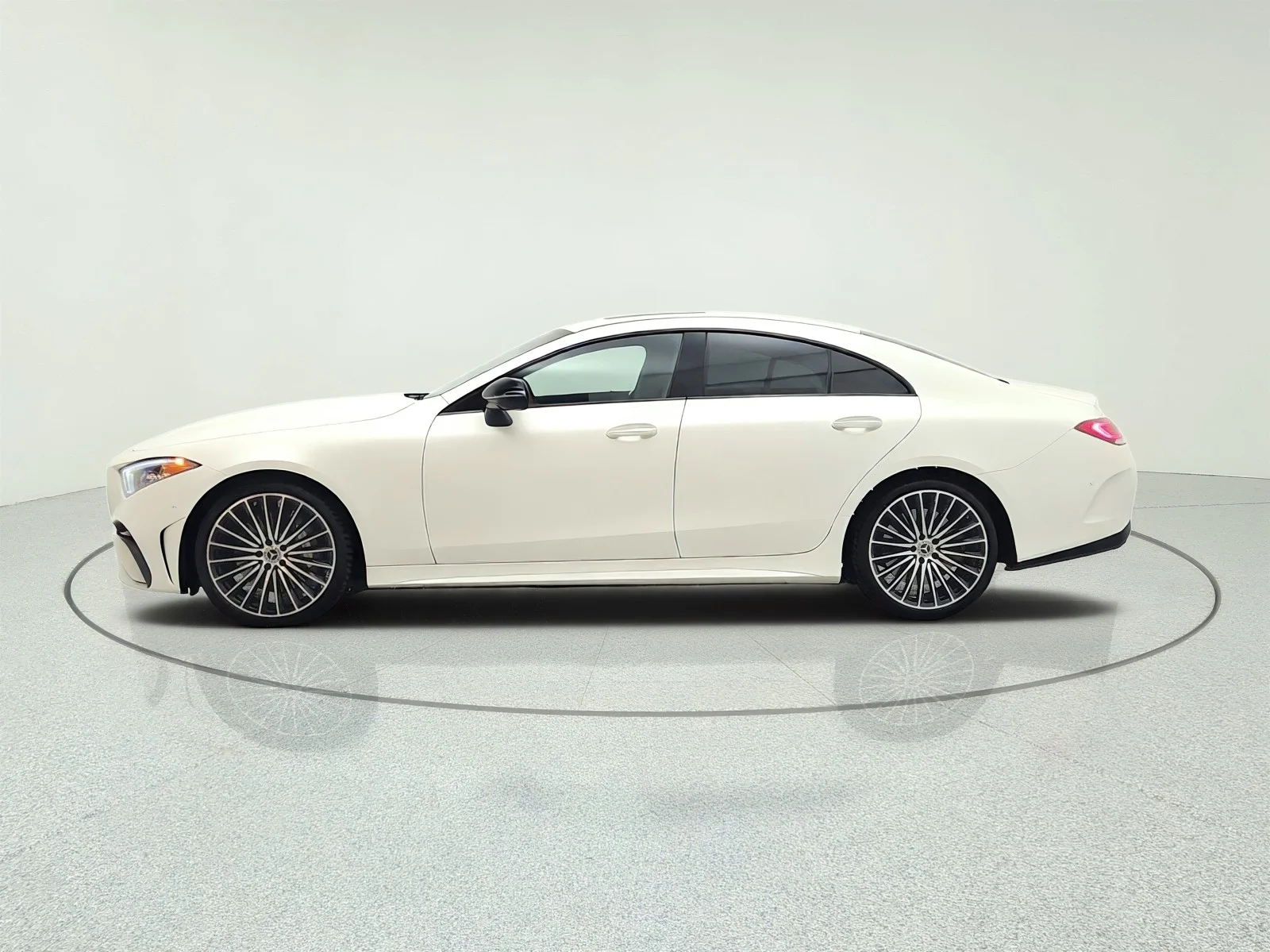 Used 2022 designo Manufaktur Cashmere White Magno Mercedes-Benz CLS 450 4MATIC® Coupe image 8