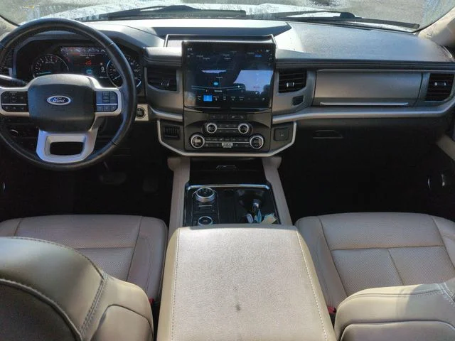 Used 2023 White Ford XLT image 30
