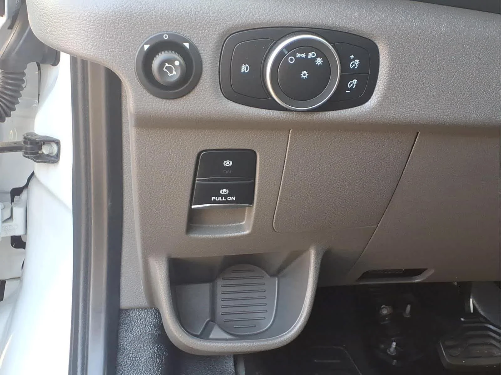 Used 2025 Oxford White Ford  image 17