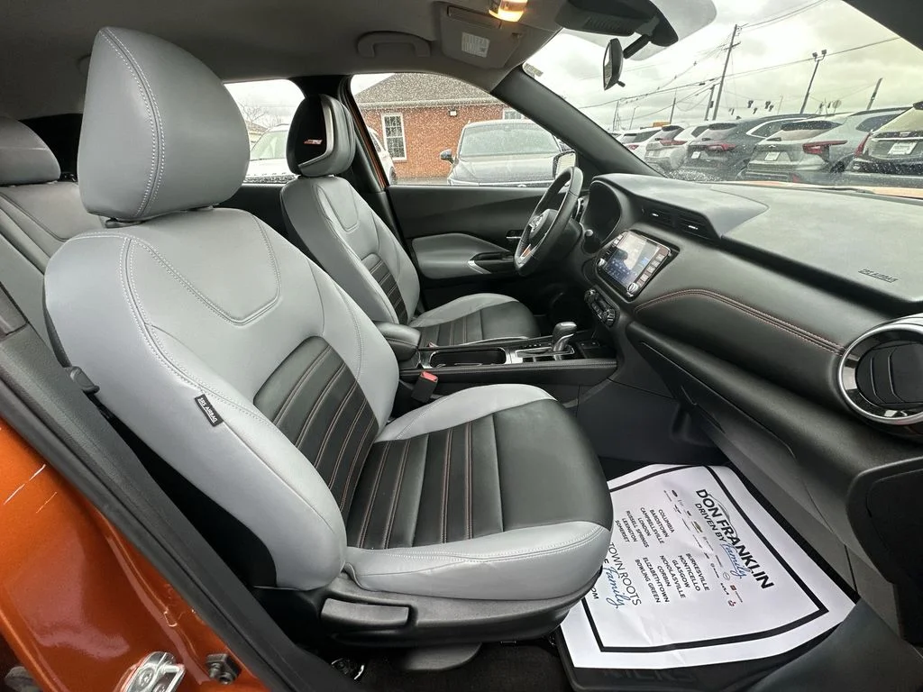 Used 2023 Orange Nissan SR image 25