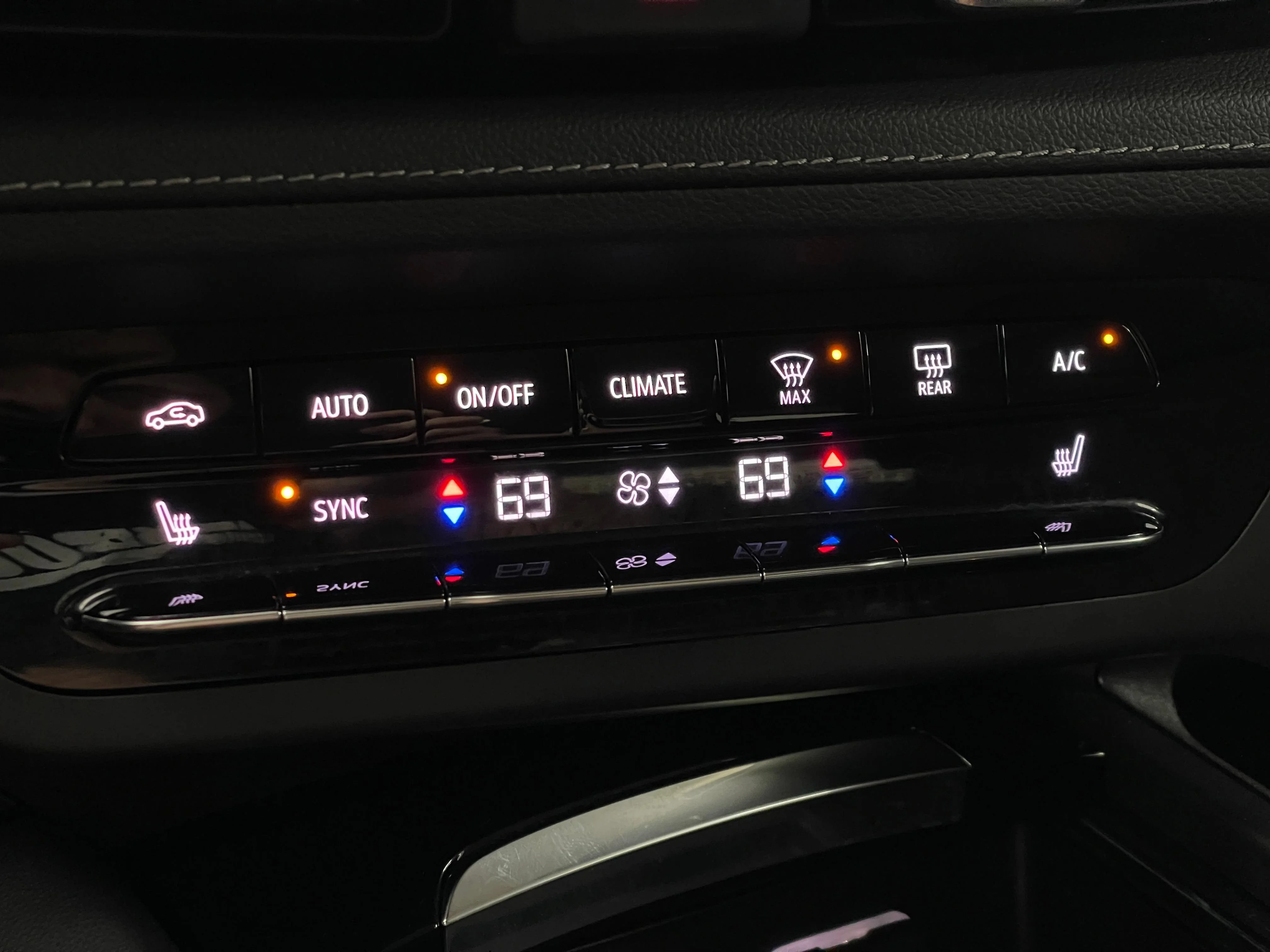 Used 2023 CINNABAR METALLIC Buick Preferred image 27