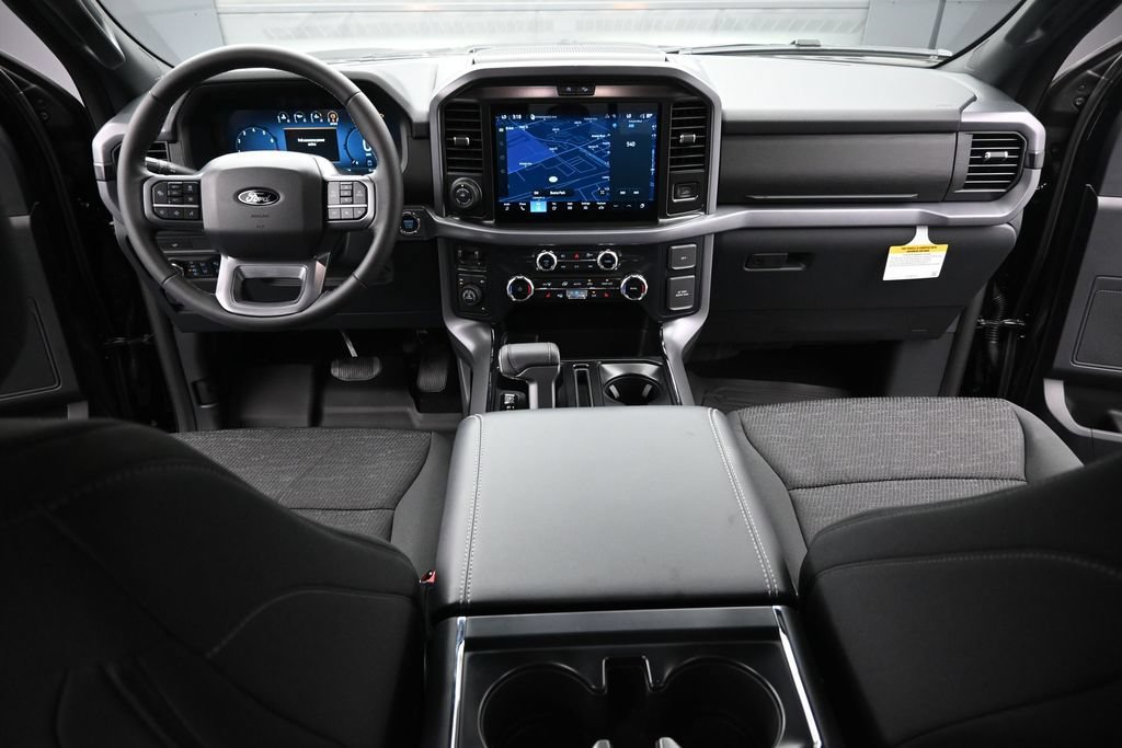 New 2026 Agate Black Metallic Ford XLT image 21