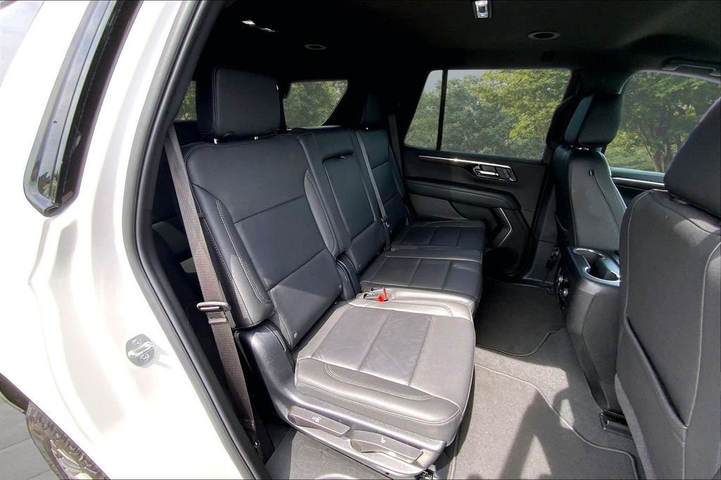 Used 2025 Beige Chevrolet Z71 image 25