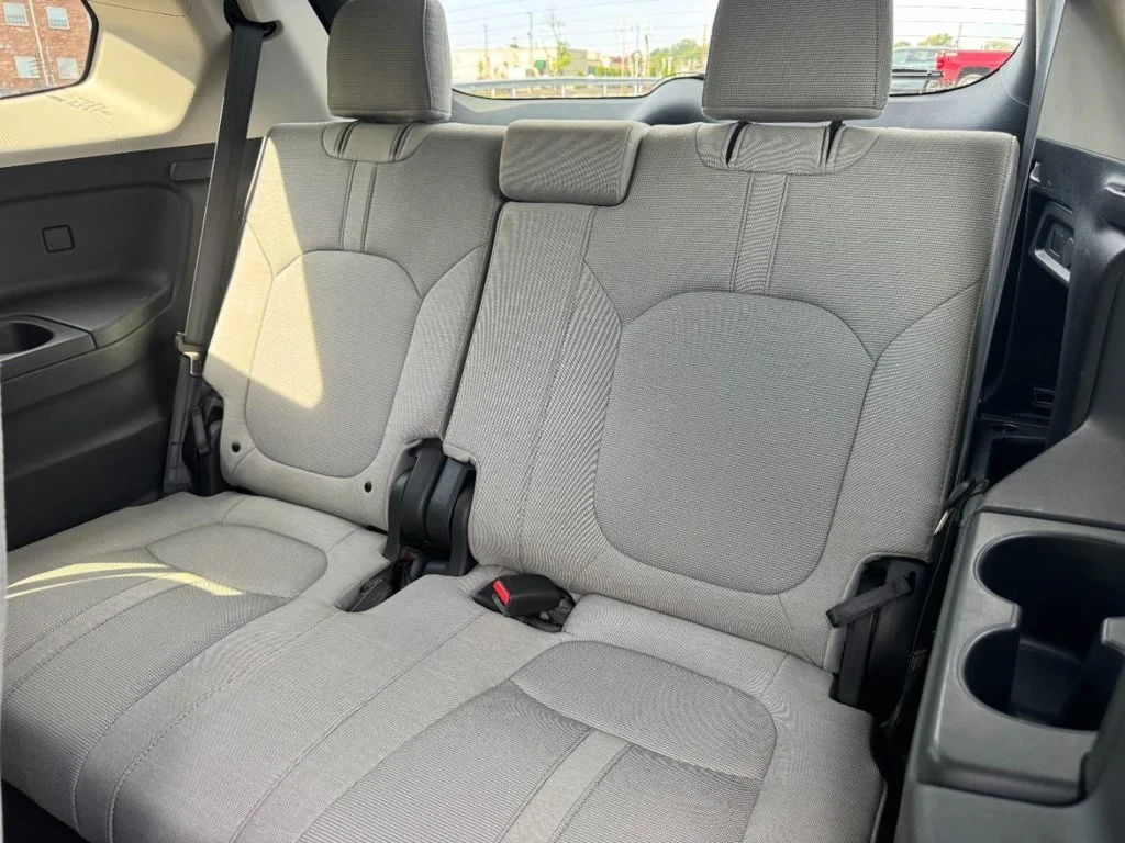 Used 2023 Black Honda LX image 12