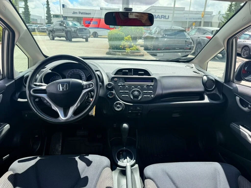 Used 2014  Honda DX-A 5AT Dilawri Certified   Local BC   Great Cond image 12