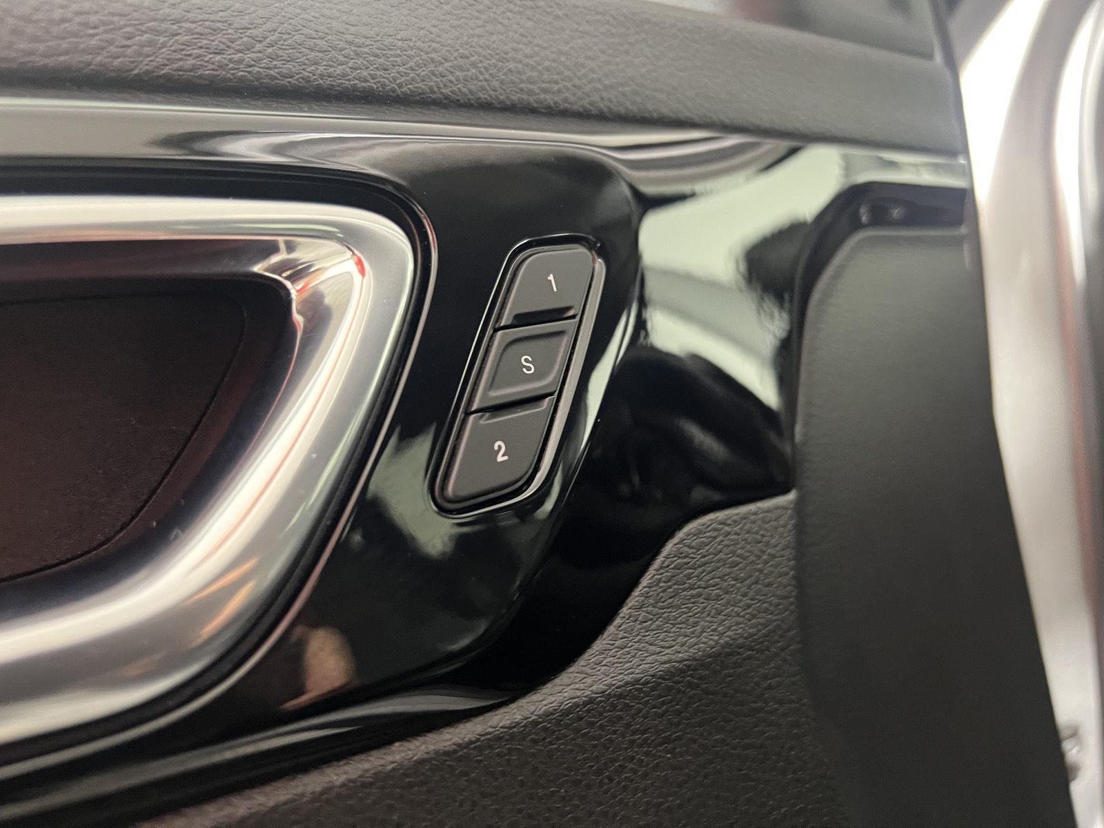 Used 2022 Billet Silver Metallic Clearco Jeep Trailhawk image 13