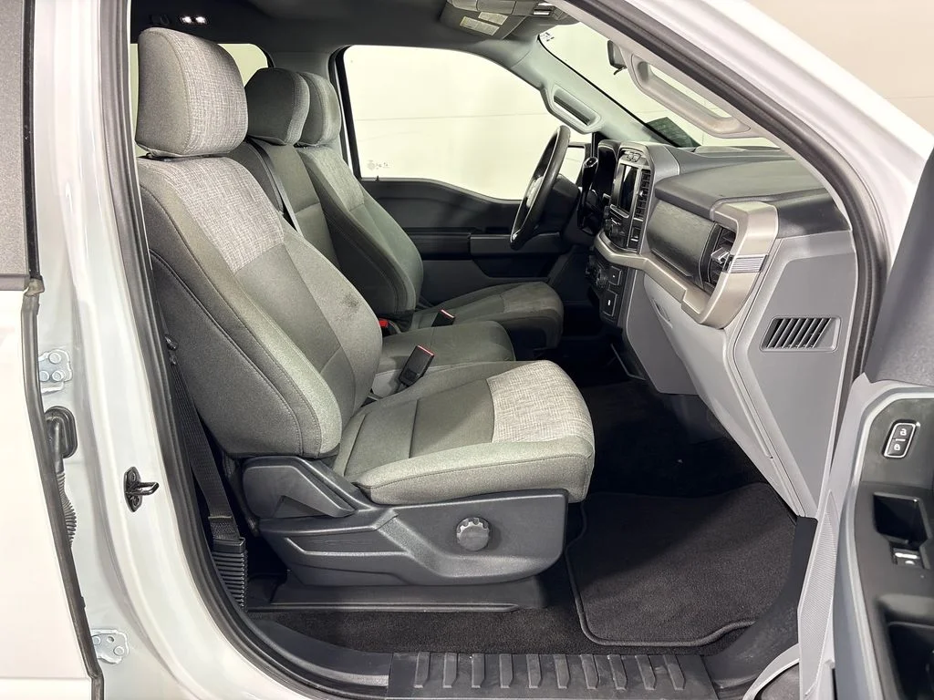 Certified Used 2022  Ford XLT image 8