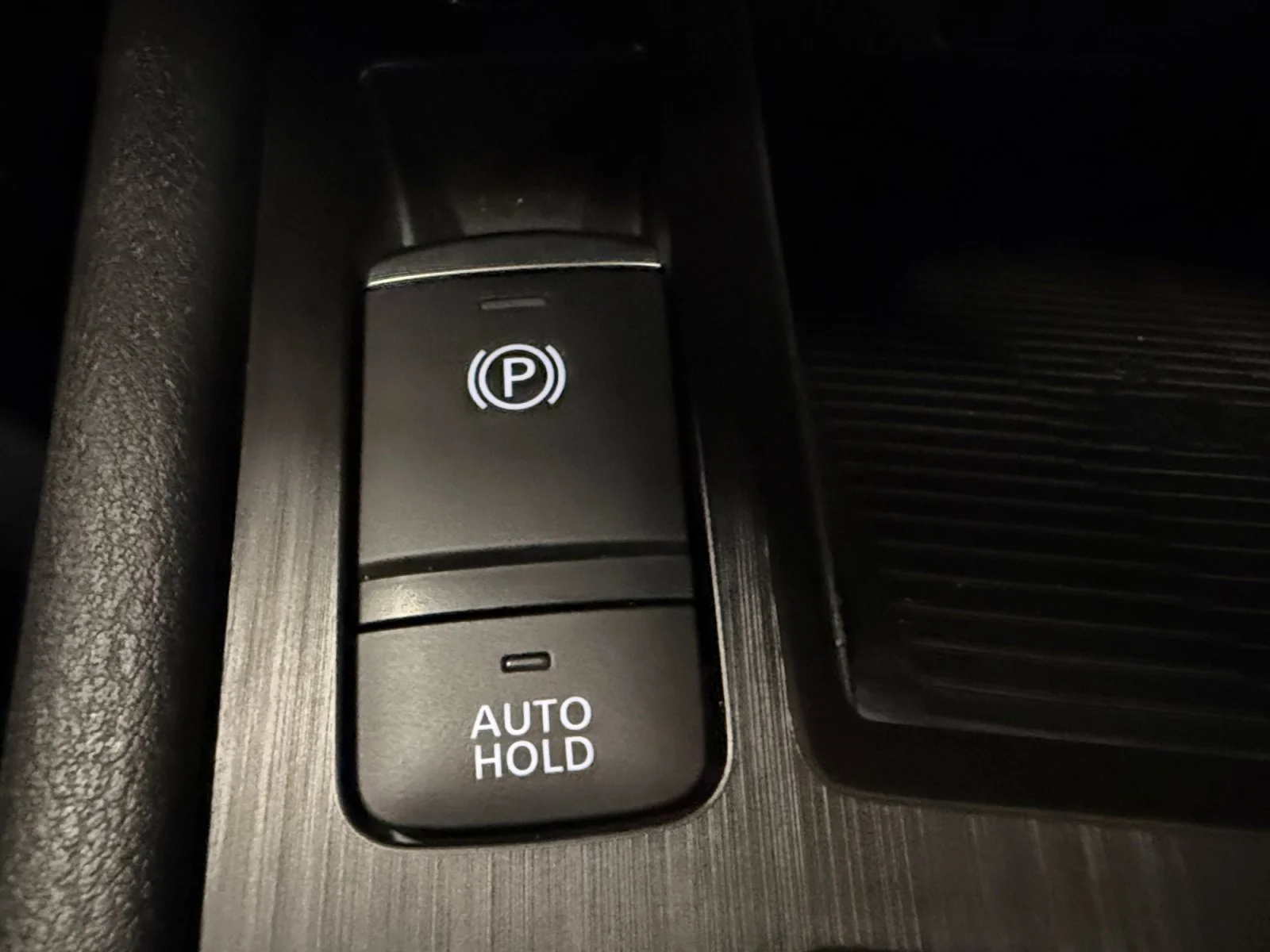 Used 2025 Canyon Bronze Metallic Nissan SV image 30