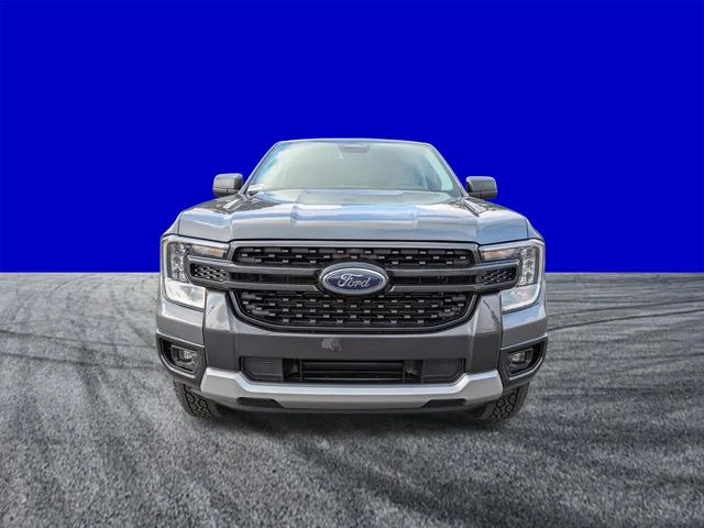 New 2026 Carbonized Gray Metallic Ford XLT image 9