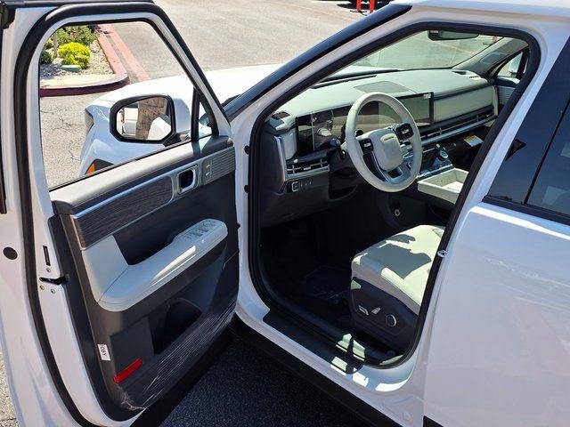 2025 Hyundai Santa Fe Limited - Photo 40