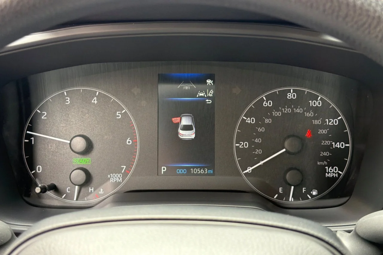 Used 2025 Blueprint Toyota Hybrid LE image 21