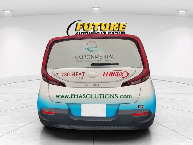 Used 2021 White Kia LX image 4