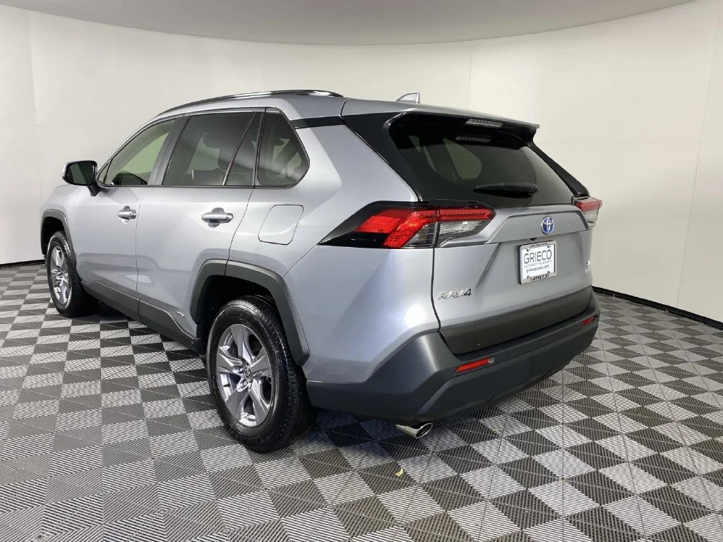Used 2023 Silver Sky Metallic Toyota XLE image 6