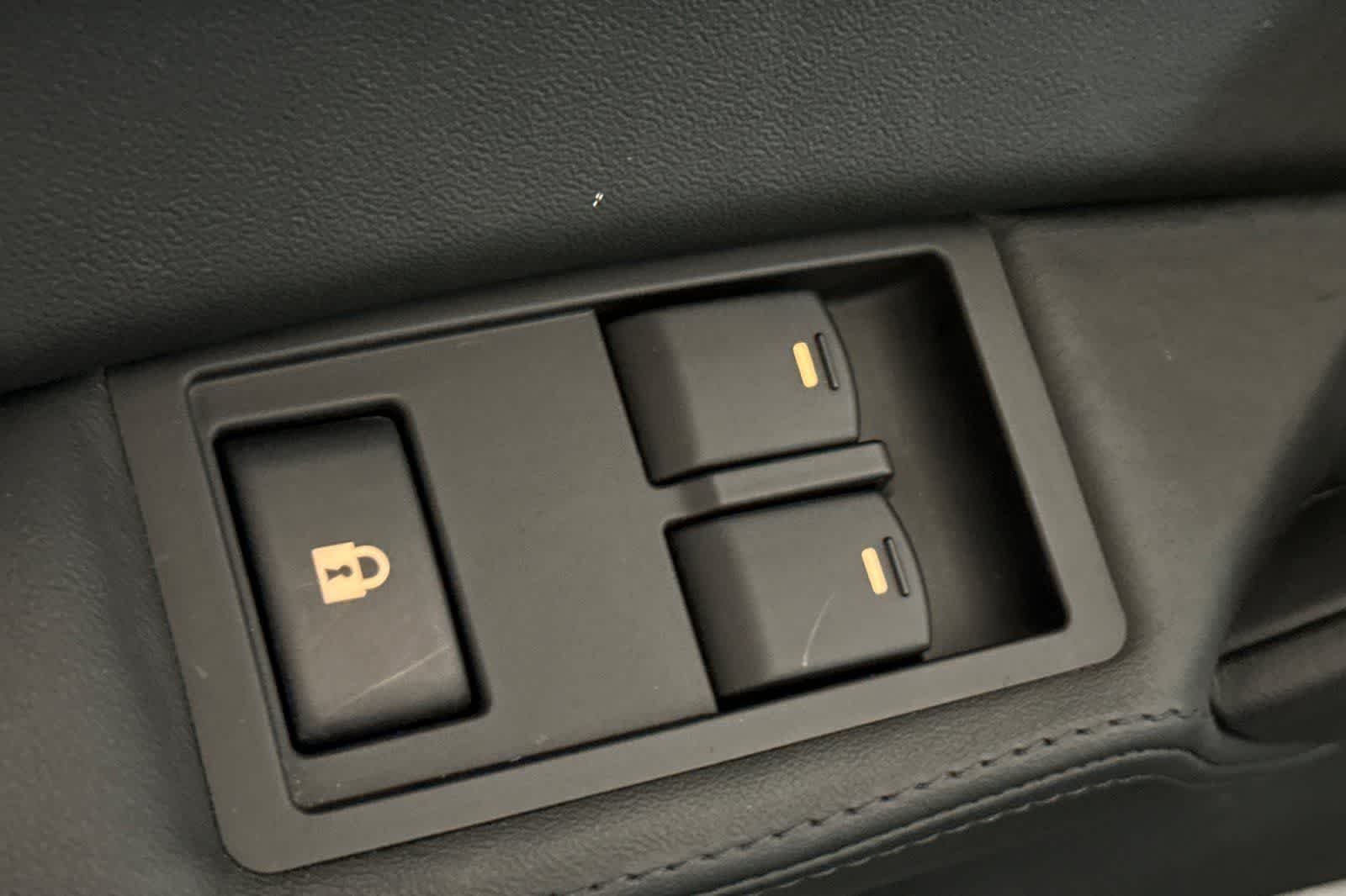 Used 2010 Gray Tesla Sport image 12