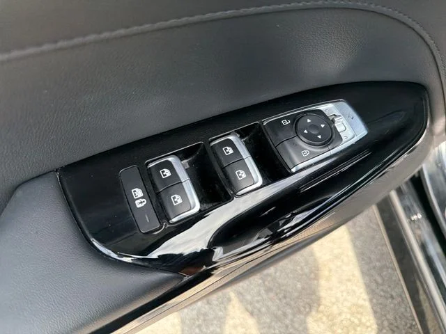 Certified Used 2024 Black Kia EX image 18