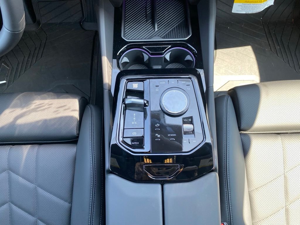 2026 BMW 5 Series 530i - Photo 10